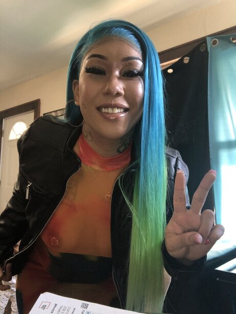 Naken läckt OnlyFans-bild av Meia Nicole