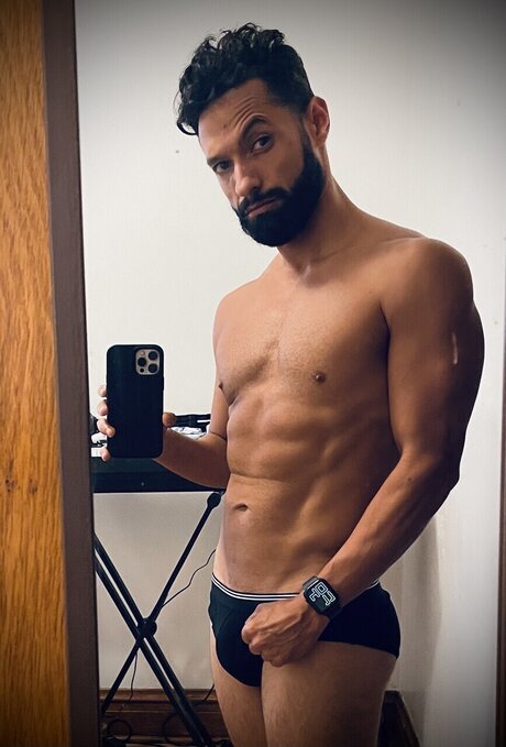 Naken läckt OnlyFans-bild av Blad Moreno