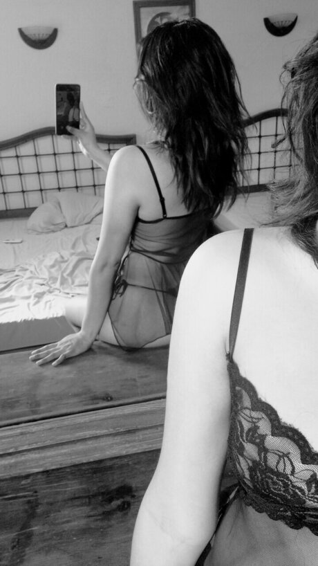 Alaston vuotanut OnlyFans-kuva Itza