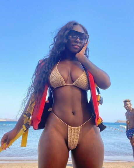 Foto nua vazada do OnlyFans de Lilhollyhood