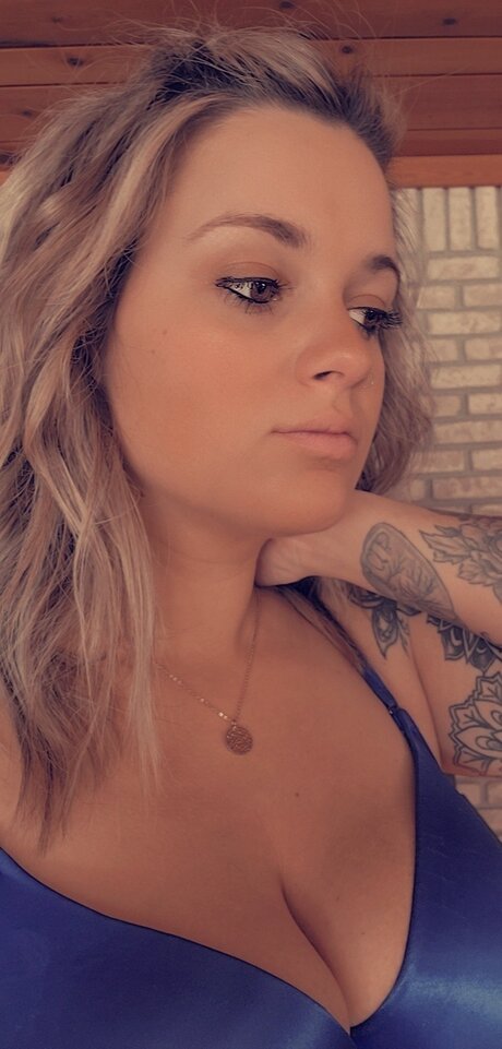 Naakte gelekte OnlyFans-foto van Natasha