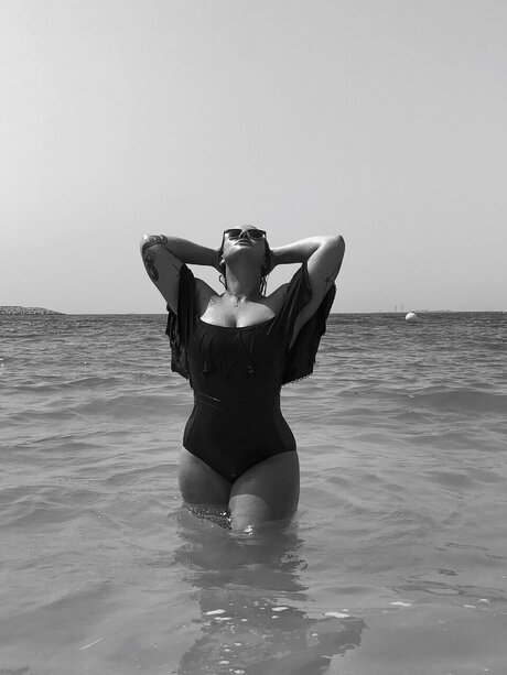 Naken läckt OnlyFans-bild av Kiwijuice