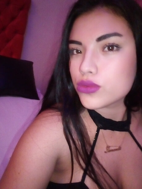 Naken läckt OnlyFans-bild av Pink Diamond