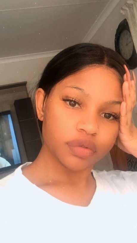 Lindiwehlophe OnlyFans泄露裸照