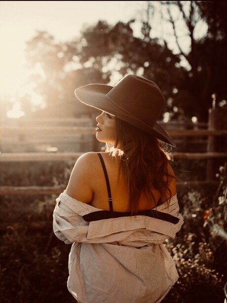 Naken läckt OnlyFans-bild av Desert Darlin