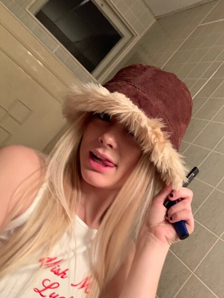 Naken läckt OnlyFans-bild av Bean