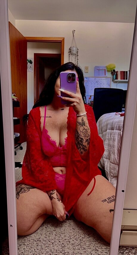 Lauresa  OnlyFans泄露裸照