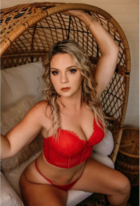 Naken läckt OnlyFans-bild av The One Ampamp Only 
