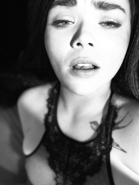 Foto desnuda filtrada de OnlyFans de Tinderella