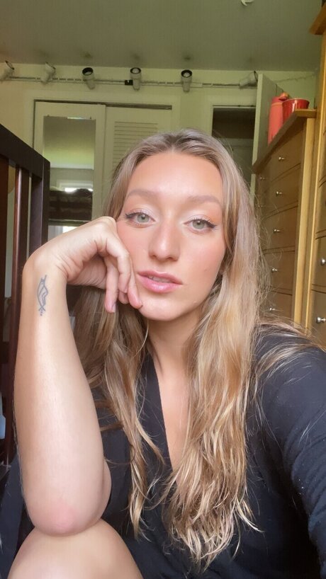 Naakte gelekte OnlyFans-foto van Slippy Slope