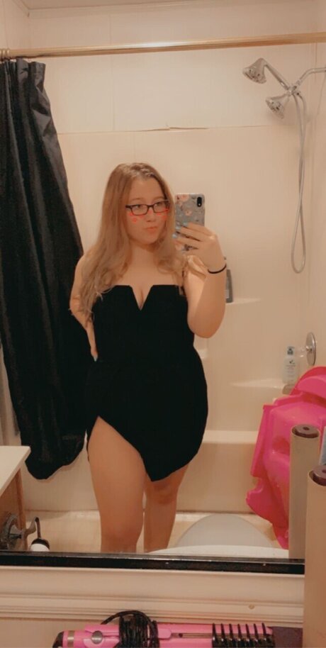 Foto desnuda filtrada de OnlyFans de Nikky