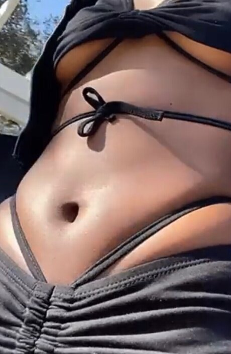 Mizzbendthatova OnlyFans 유출 누드 사진