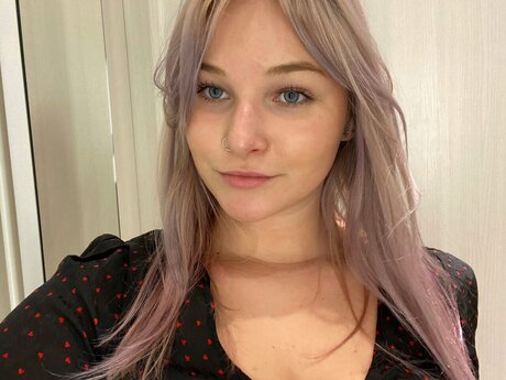 Naken läckt OnlyFans-bild av Elinkaaa