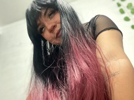 Nøgent lækket OnlyFans-billede af Alessa