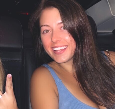Naakte gelekte OnlyFans-foto van Mallory Jade