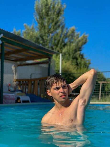 Nestor Navarro OnlyFans