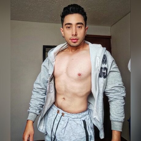 Naken läckt OnlyFans-bild av Benyamin Fuentes