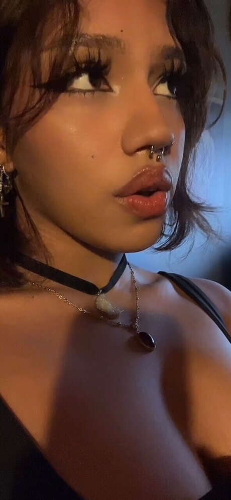 Alaston vuotanut OnlyFans-kuva Mistress Sappho