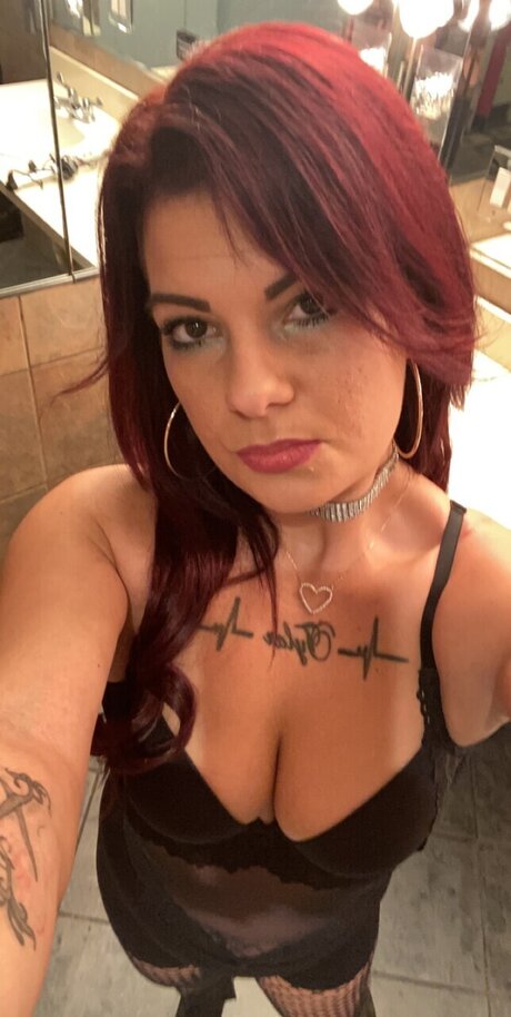 Nahá fotka uniklých OnlyFans od Nicole Marie