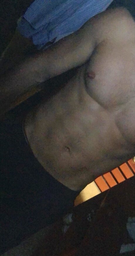Naken läckt OnlyFans-bild av U25804229