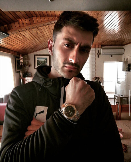 Naakte gelekte OnlyFans-foto van Sezer Doan Irin