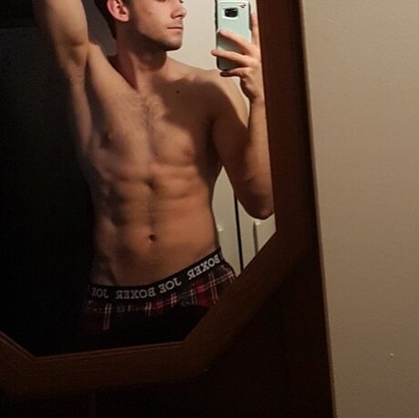 Nacktes geleaktes OnlyFans-Foto von Adam Eldridge