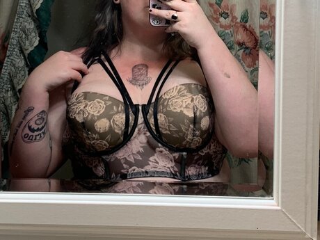 Photo nue de fuite OnlyFans de Big Curvy Tori