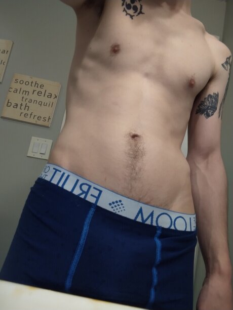 Nagie wyciekłe zdjęcie OnlyFans od Skuzzywuzzy