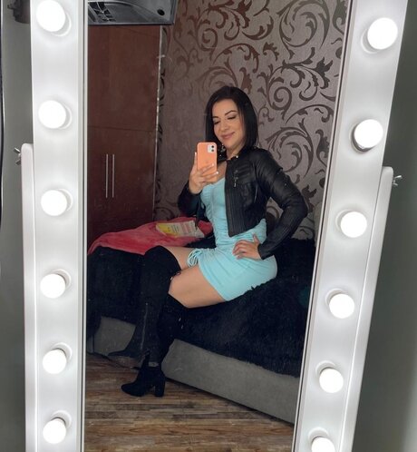 Nøgent lækket OnlyFans-billede af Soffydoll