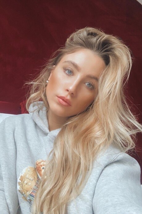 Alaston vuotanut OnlyFans-kuva Mila