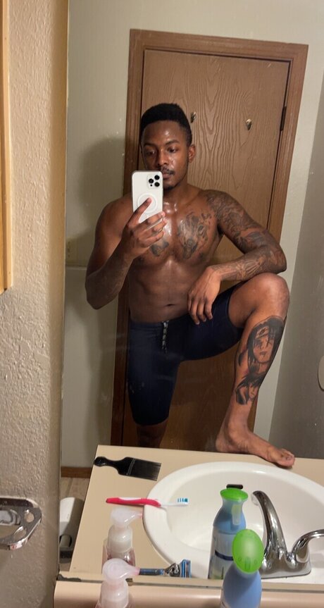 Nagie wyciekłe zdjęcie OnlyFans od Justin Teasley