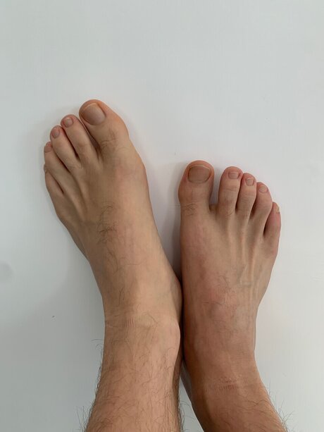 Обнаженная фотография утечки OnlyFans от Malefeetforyou