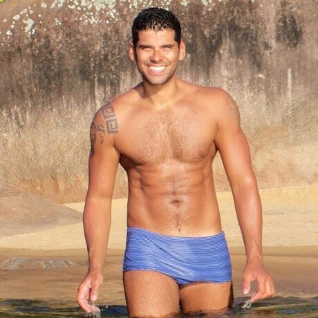 Naken läckt OnlyFans-bild av Leandro Pasqualotto