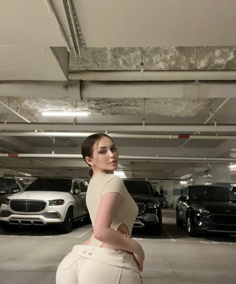 Tayler Hills
