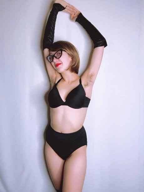 Carmex OnlyFansリークヌード写真