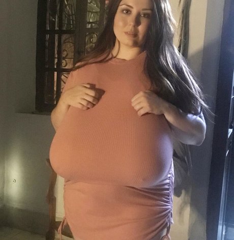 Nacktes geleaktes OnlyFans-Foto von Astrid