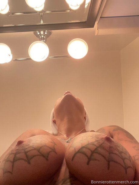 Bonnie Rotten