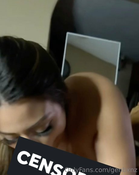 Nahá fotka uniklých OnlyFans od Genbxnz