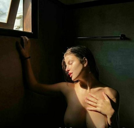 Anita Dinamita X