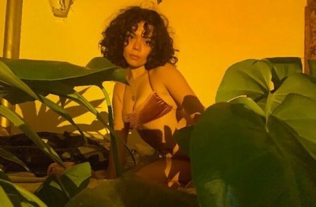 Nahá fotka uniklých OnlyFans od Gaiafaeye