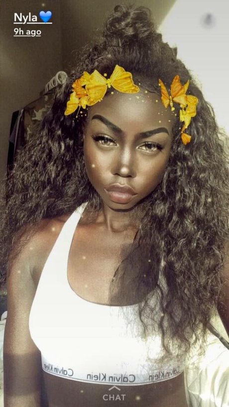 Nøgent lækket OnlyFans-billede af Amira West