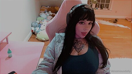 Venomousdolly