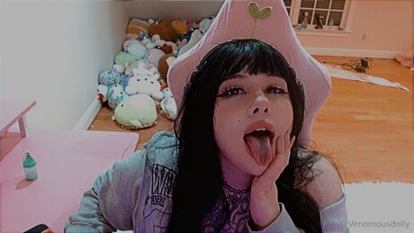 Venomousdolly