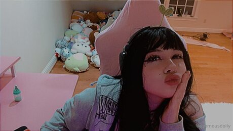 Venomousdolly