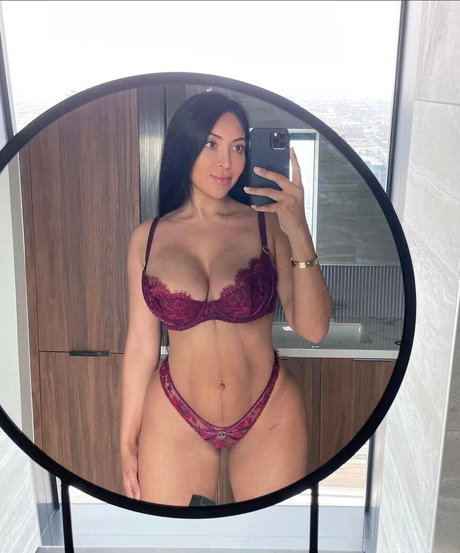 Nahá fotka uniklých OnlyFans od Sumeet Sahni