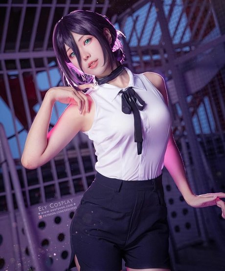 Ely Cosplay