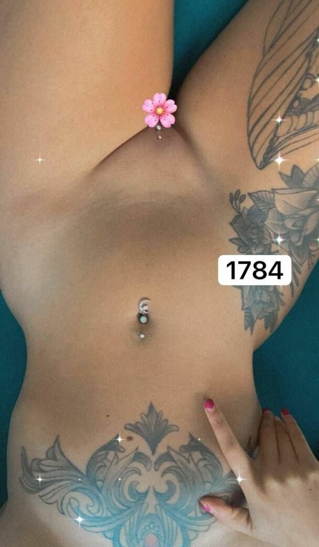 Nahá fotka uniklých OnlyFans od Lavagiirll