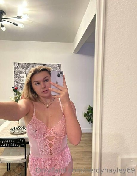 Nerdyhayley69