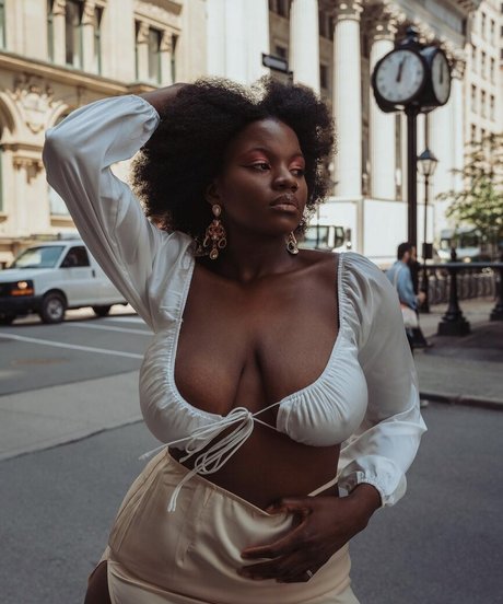 Photo nue de fuite OnlyFans de Stylebyambre Ig