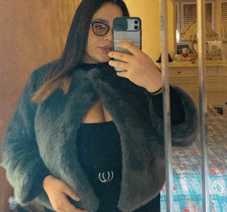 Nahá fotka uniklých OnlyFans od Letizia Scrivani
